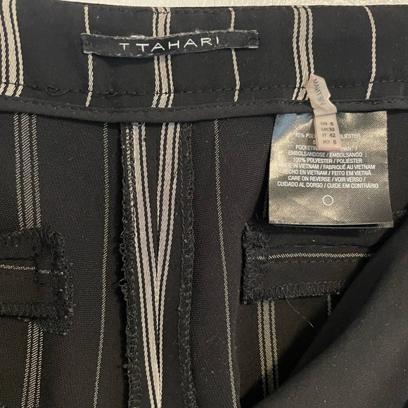 T Tahari Black Pinstripe Straight-Leg Trousers size 6 - Picture 4 of 8